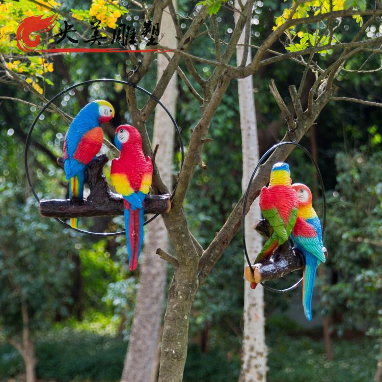 玻璃鋼仿真動物景觀園林公園彩繪鸚鵡雕塑圖片